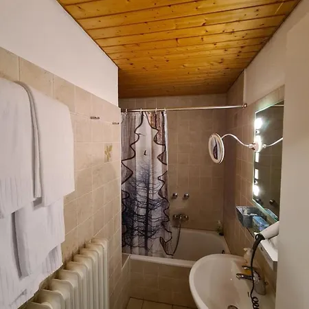 Schwarzwaldparkhotel Лёффинген