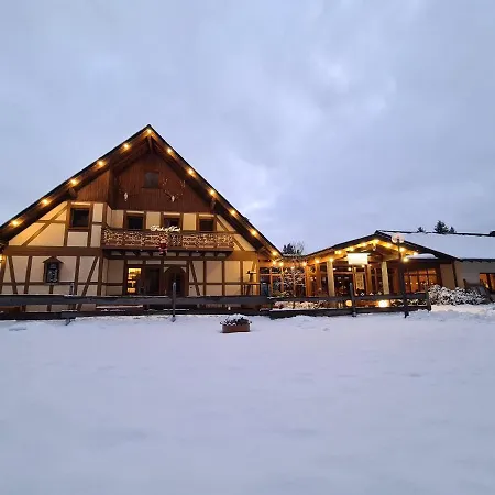 Schwarzwaldparkhotel Отель Лёффинген